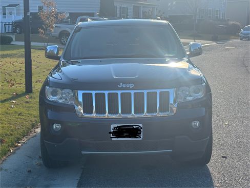 Used 2012 Jeep Grand Cherokee Limited w/ Luxury Group II image 1