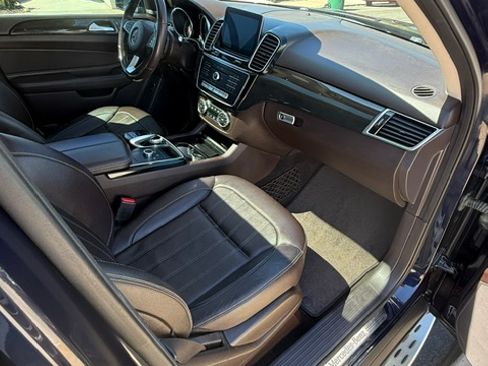 Used 2016 Mercedes-Benz GLE 350 image 4