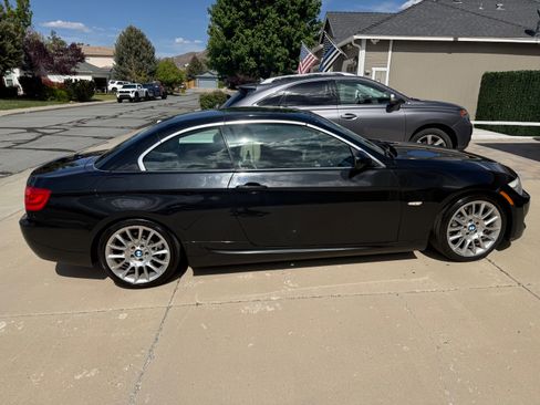 Used 2012 BMW 328i Convertible RWD image 9