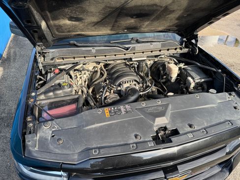 Used 2017 Chevrolet Silverado 1500 LT w/ All Star Edition image 32