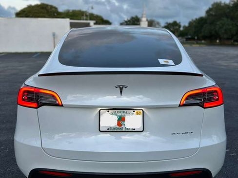 Used 2023 Tesla Model Y Long Range image 5