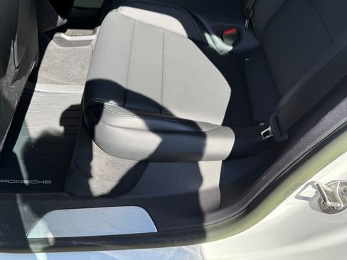 Used 2023 Porsche Taycan 4S image 5