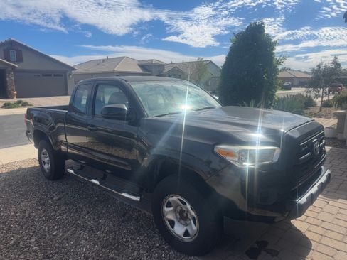 Used 2016 Toyota Tacoma 2WD Access Cab image 4