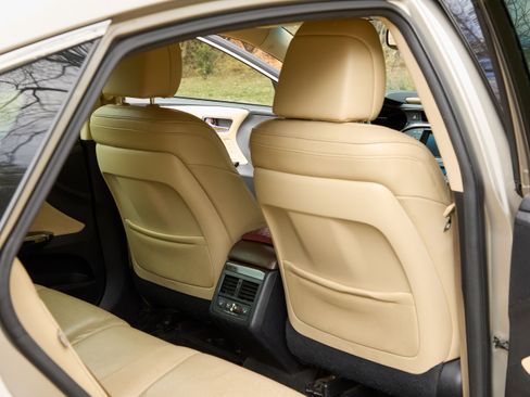 Used 2013 Toyota Avalon Limited image 14