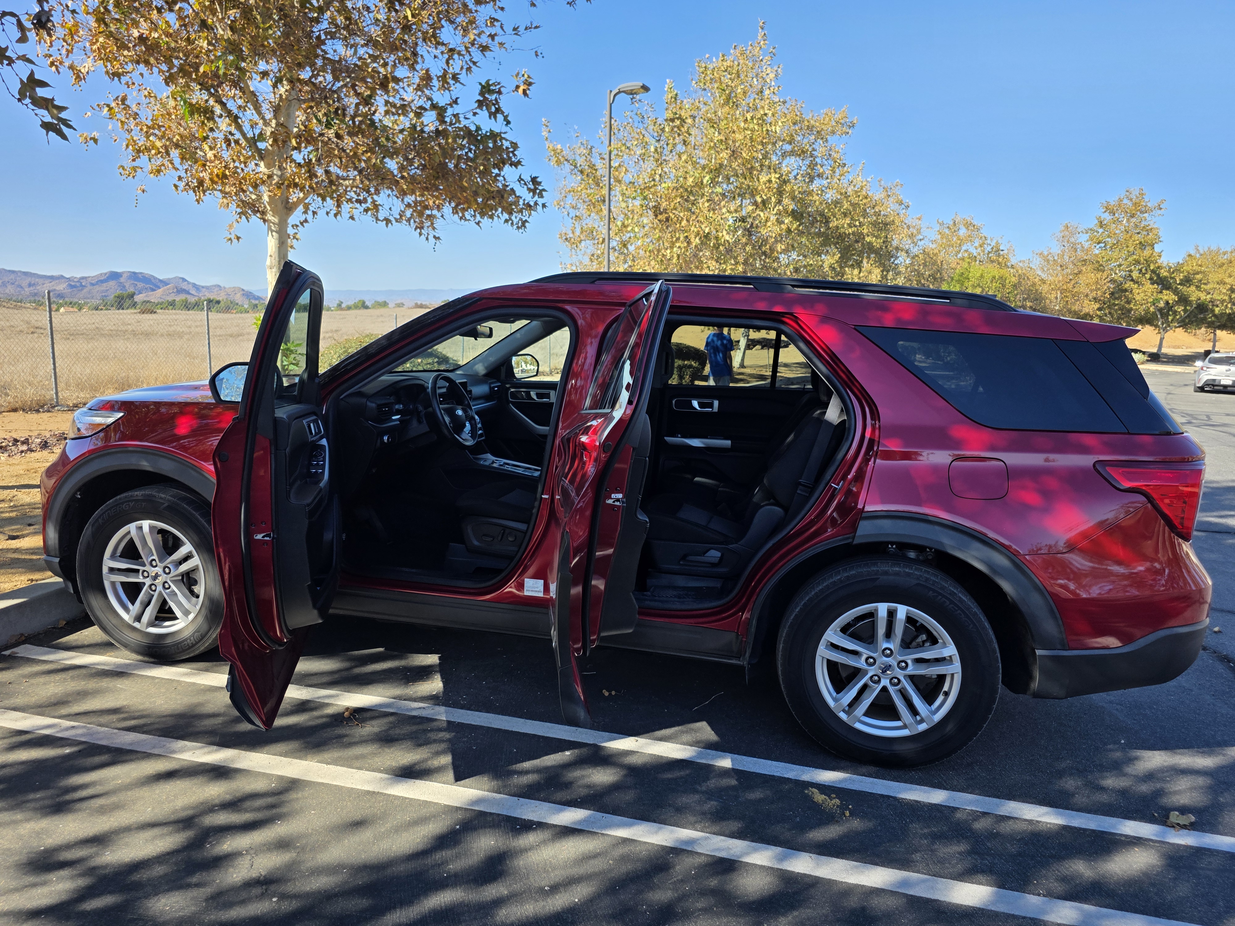 Used 2022 Ford Explorer XLT RWD image 13