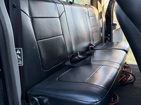 Used 2004 Ford F350 XLT image 20