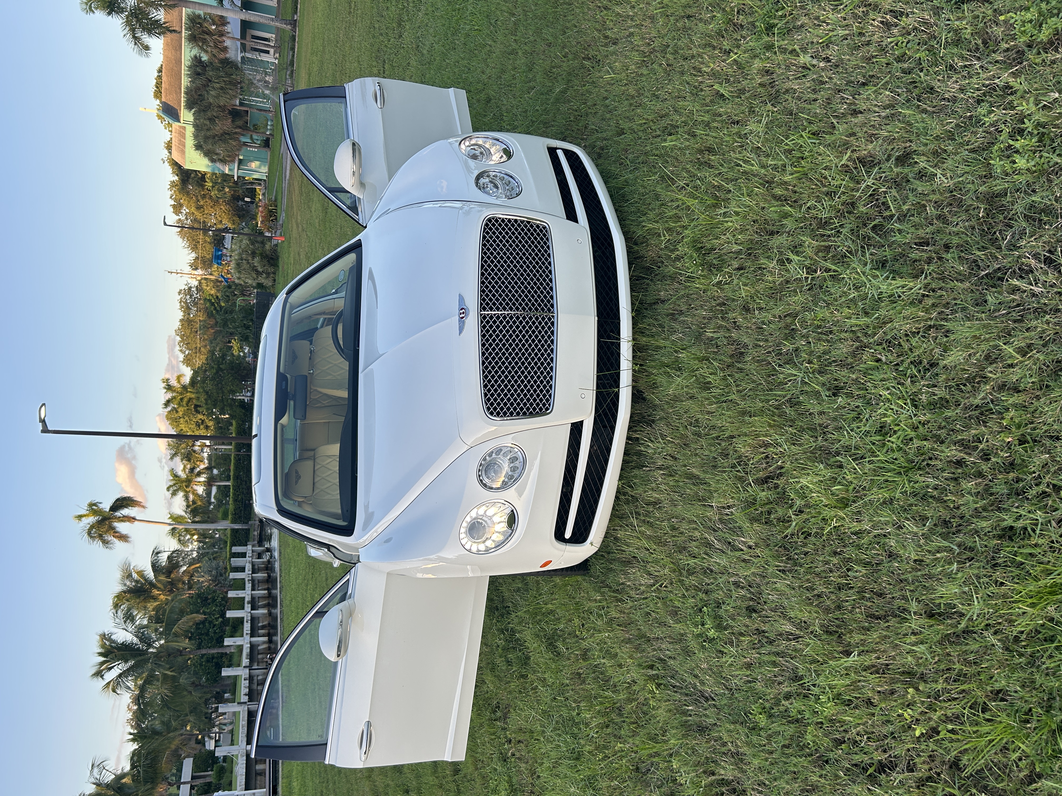 Used 2016 Bentley Flying Spur V8 AWD/4WD image 9