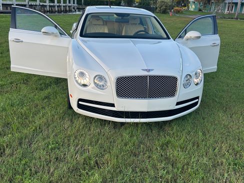 Used 2016 Bentley Flying Spur V8 image 10