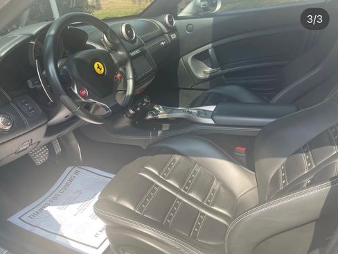 Used 2010 Ferrari California image 5