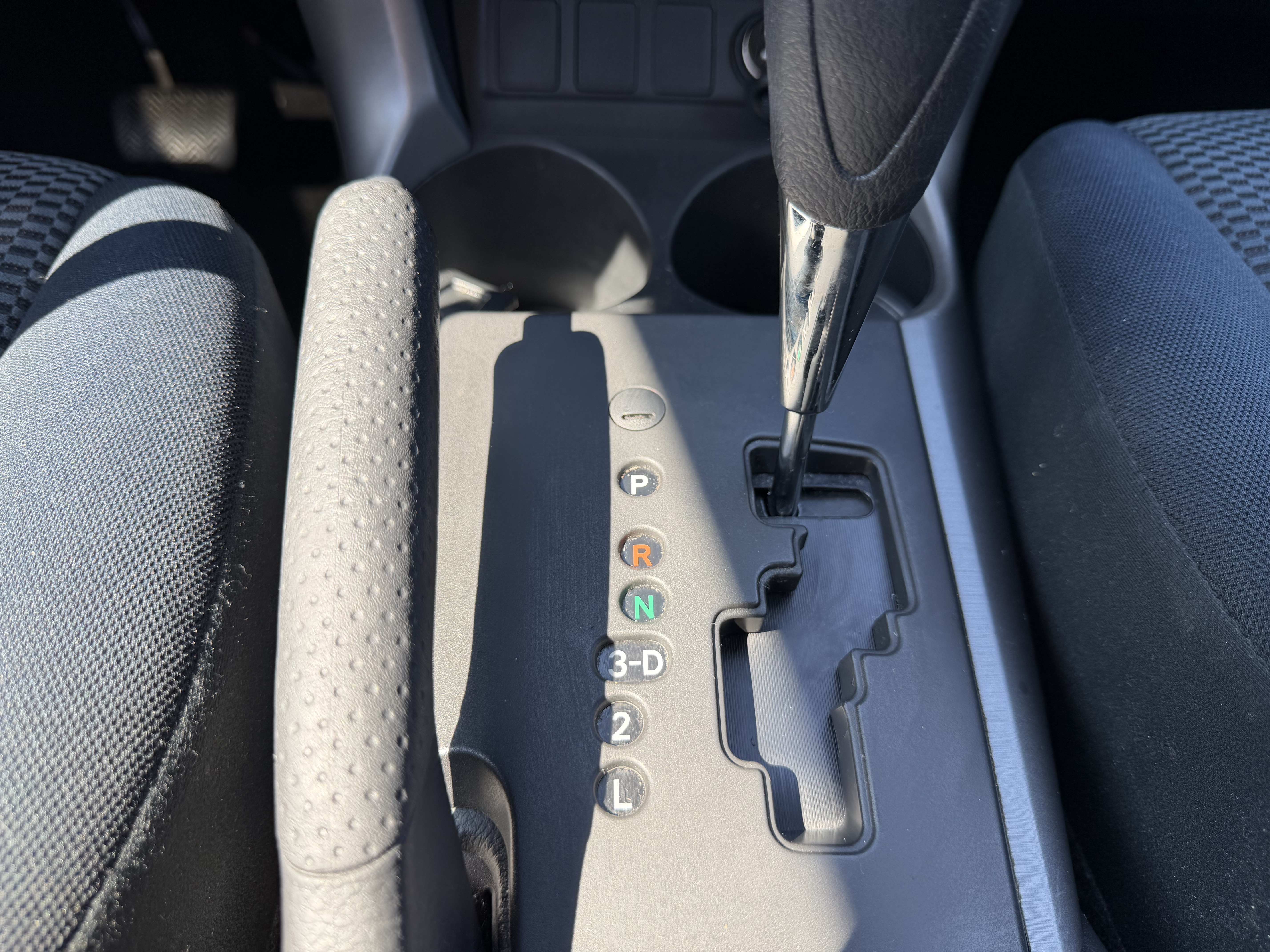 Used 2008 Toyota RAV4 Sport FWD image 5