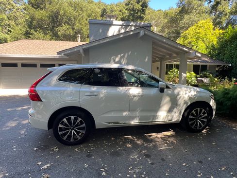 Used 2023 Volvo XC60 B5 Plus AWD/4WD image 17