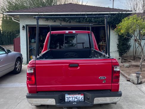 Used 2003 Ford Ranger XLT image 2