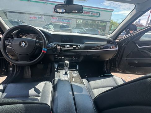 Used 2011 BMW 528i Sedan RWD image 5