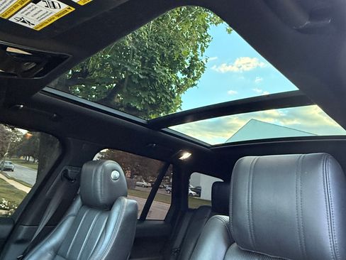 Used 2016 Land Rover Range Rover HSE image 22