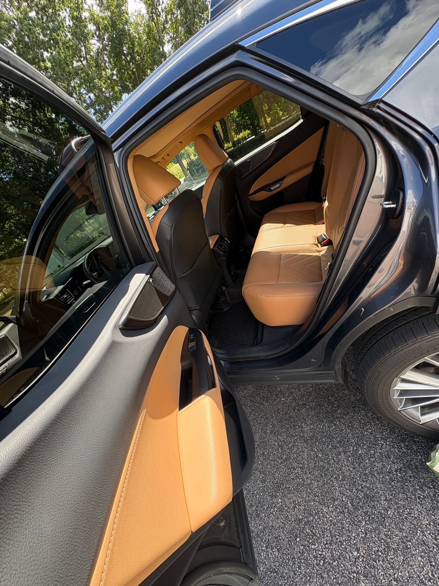 Used 2023 Lexus NX 350 AWD w/ Vision Package image 10