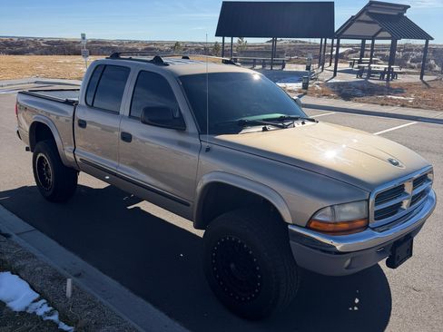 Used 2004 Dodge Dakota SLT w/ Leather Interior Group image 1