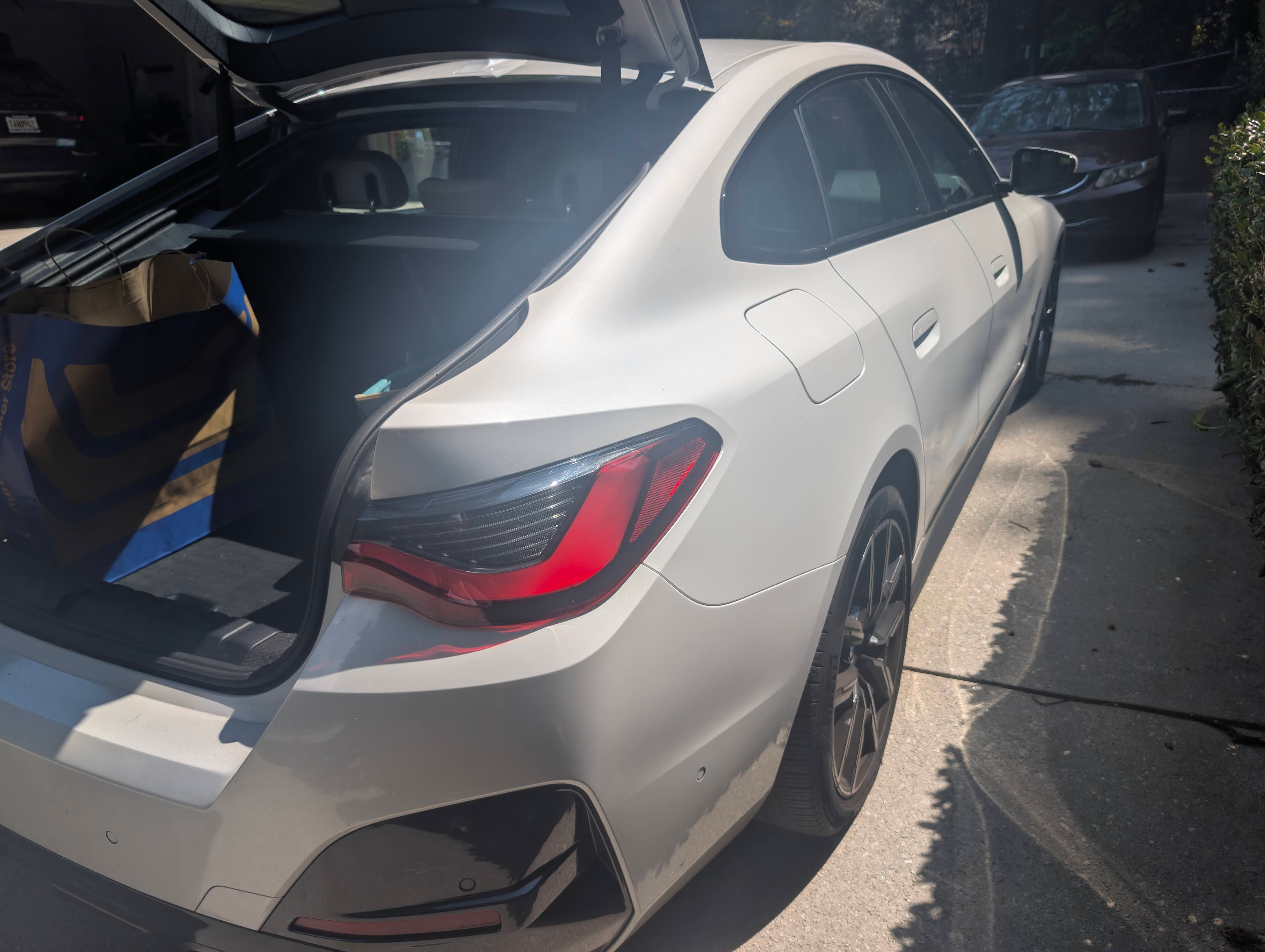 Used 2024 BMW i4 eDrive40 RWD image 19