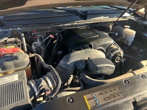 Used 2007 Chevrolet Suburban LT w/ LT Preferred Equipment Group image 30