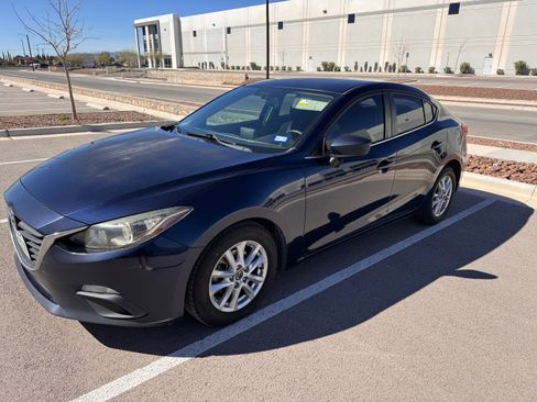 Used 2014 MAZDA MAZDA3 i Touring w/ Technology Package image 10
