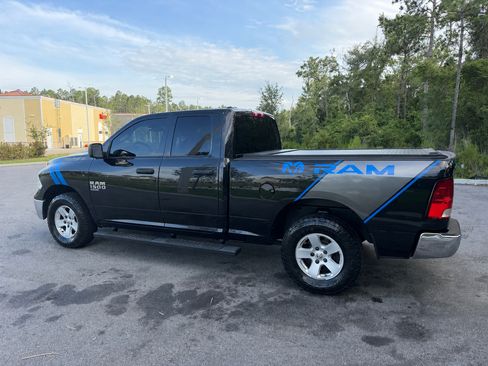 Used 2019 RAM 1500 ST w/ SXT Plus Group AWD/4WD image 8