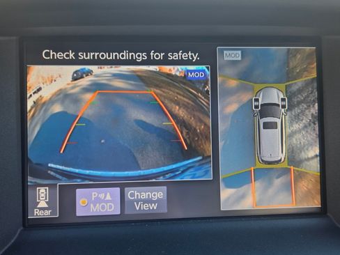 Used 2017 INFINITI QX60 Luxe w/ Deluxe Technology Package image 13