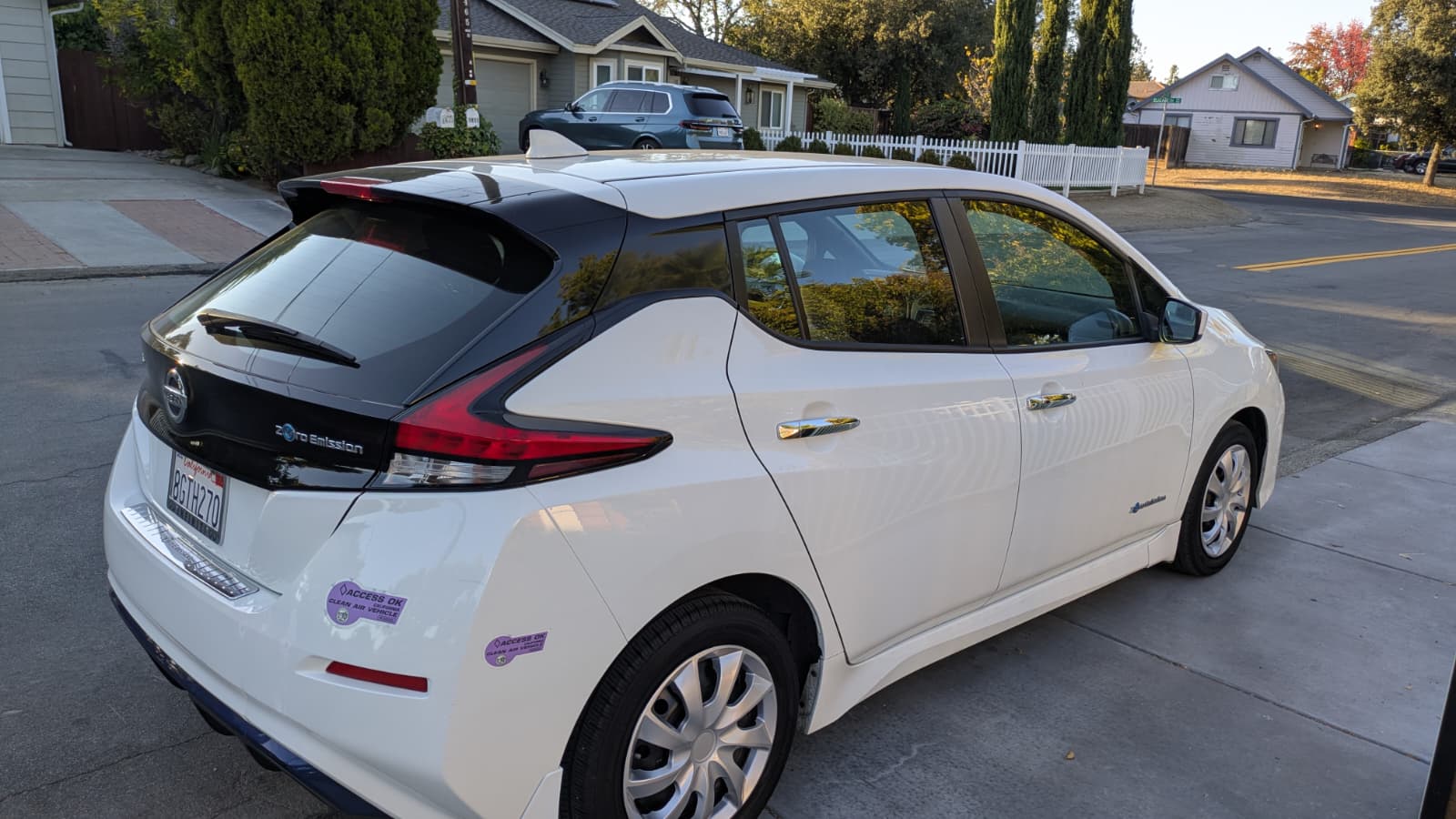 Used 2019 Nissan Leaf S w/ S Charge Package FWD image 4