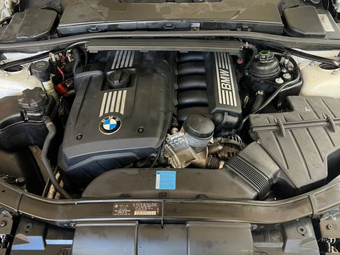 Used 2007 BMW 328xi Wagon image 5