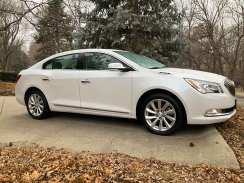 Used 2016 Buick LaCrosse Leather image 11