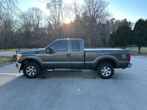 Used 2016 Ford F250 XL w/ XL Appearance Package image 9