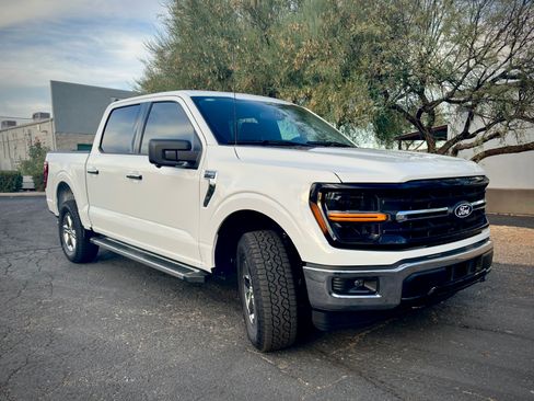 Used 2024 Ford F150 XLT w/ Tow/Haul Package image 2