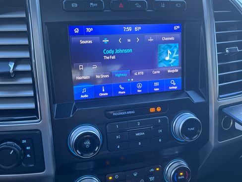 Used 2021 Ford F250 Platinum w/ Tremor Off-Road Package image 9