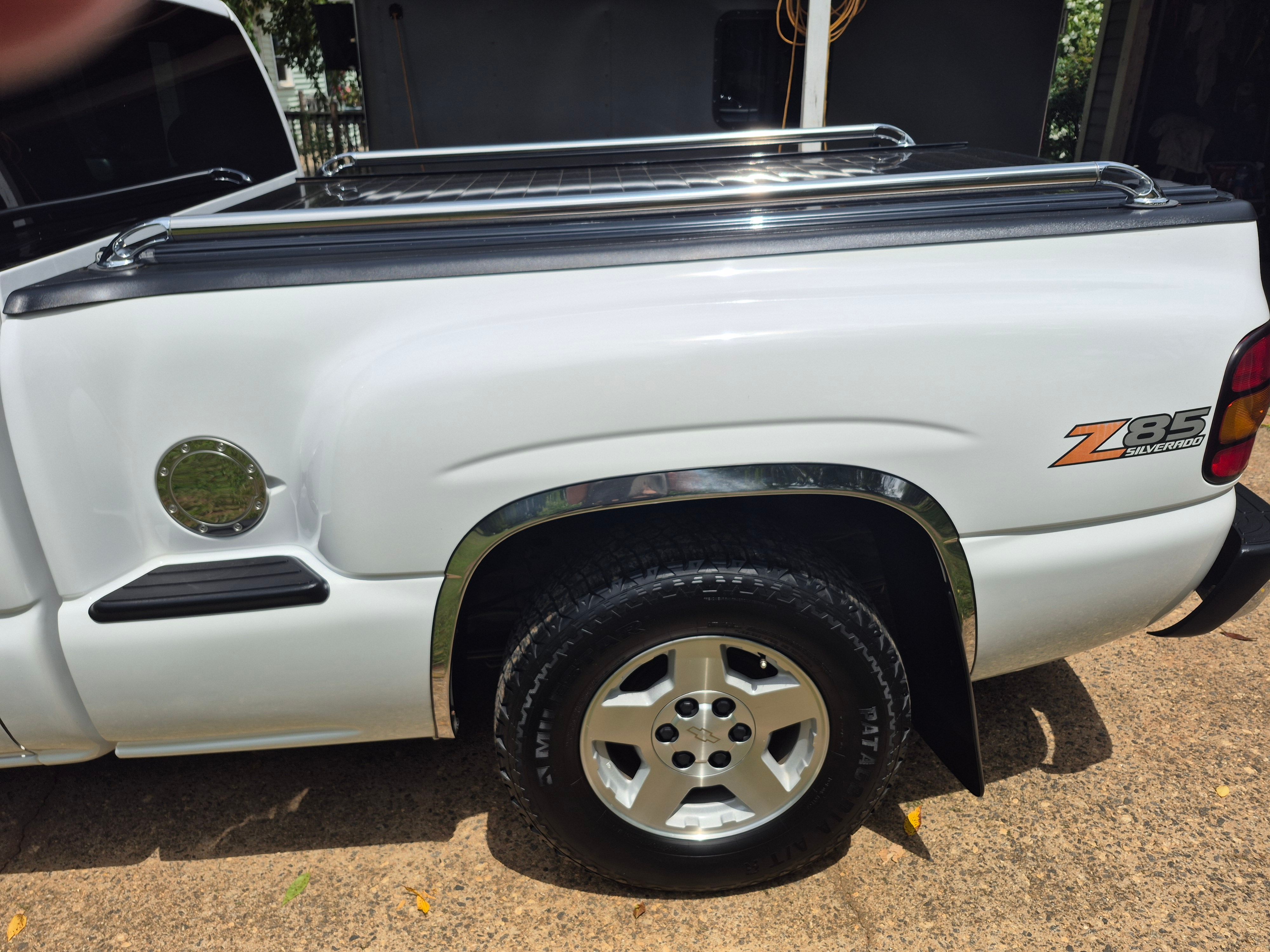 Used 2005 Chevrolet Silverado 1500 LS w/ Light Duty Power Package RWD image 13