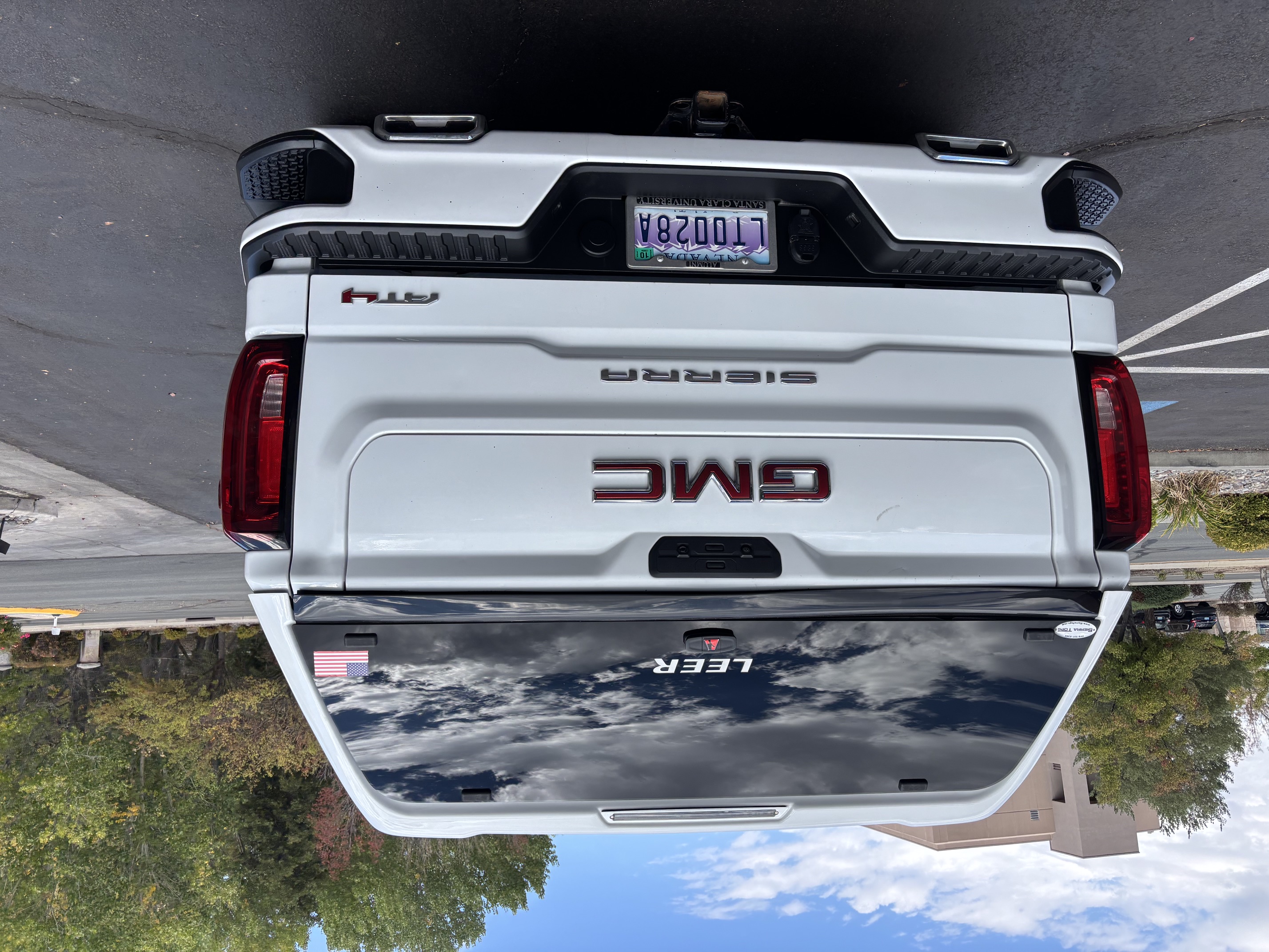 Used 2021 GMC Sierra 1500 AT4 AWD/4WD image 5
