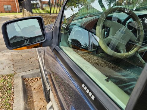 Used 2004 Ford Expedition Eddie Bauer image 10