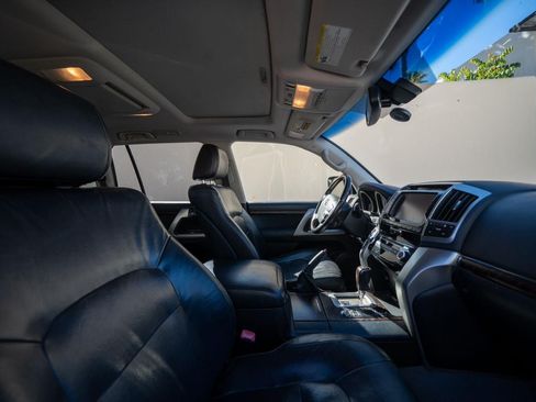 Used 2013 Toyota Land Cruiser AWD/4WD image 16