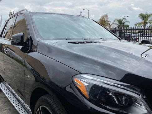 Used 2019 Mercedes-Benz GLE 43 AMG 4MATIC image 5