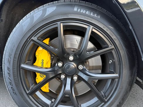 Used 2018 Jeep Grand Cherokee Trackhawk w/ Trailer Tow Group IV image 15