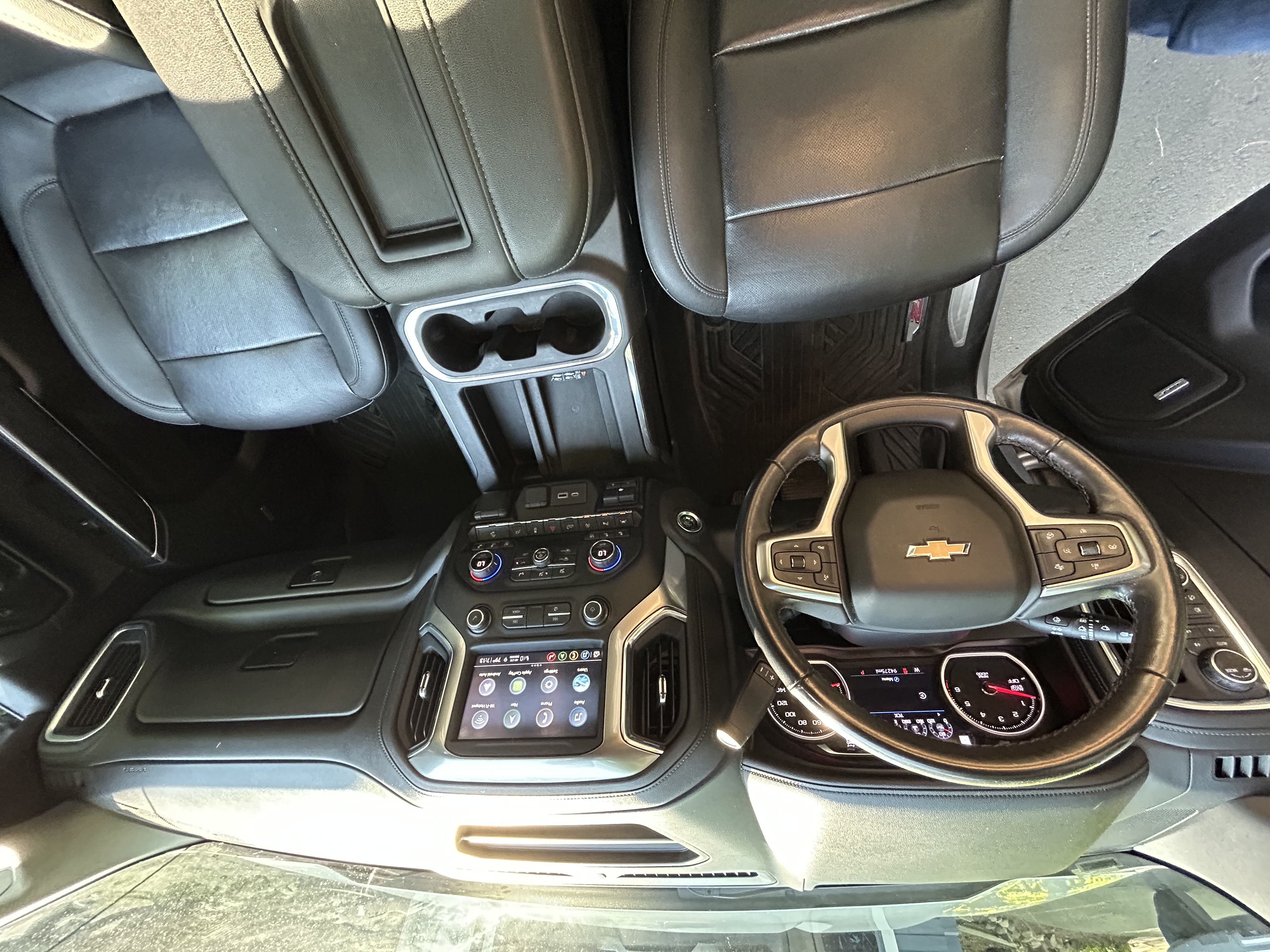 Used 2021 Chevrolet Silverado 1500 LTZ w/ Technology Package AWD/4WD image 6