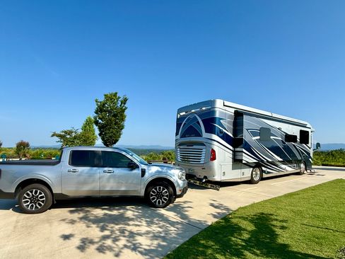 Used 2024 Ford Maverick Lariat image 12