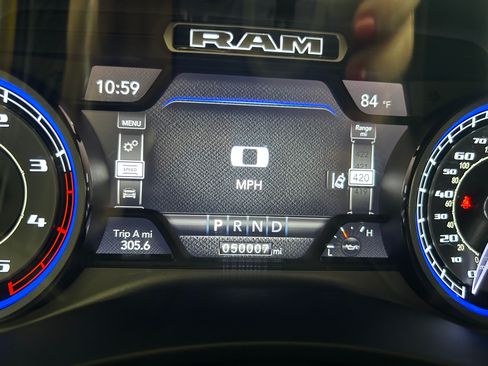 Used 2021 RAM 2500 Limited image 14