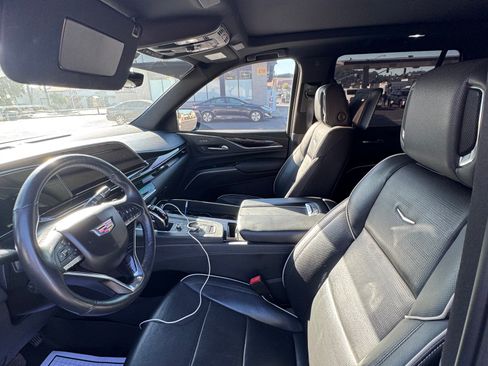 Used 2021 Cadillac Escalade Sport w/ Driver Assist Tech Package image 6