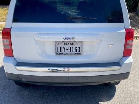 Used 2014 Jeep Patriot Latitude w/ Freedom Edition Package image 4