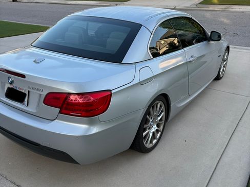 Used 2013 BMW 328i Convertible RWD image 6