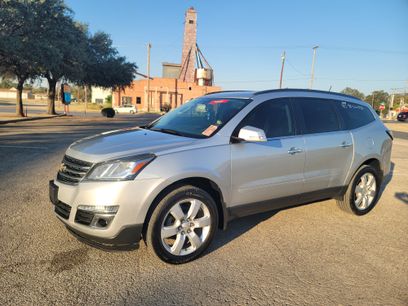 Used 2017 Chevrolet Traverse LT w/ Style and Technology Package