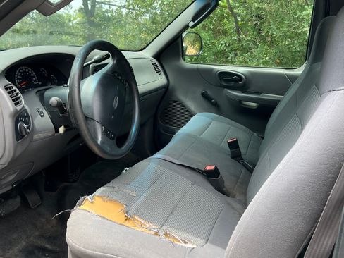 Used 2002 Ford F150 2WD Regular Cab image 12