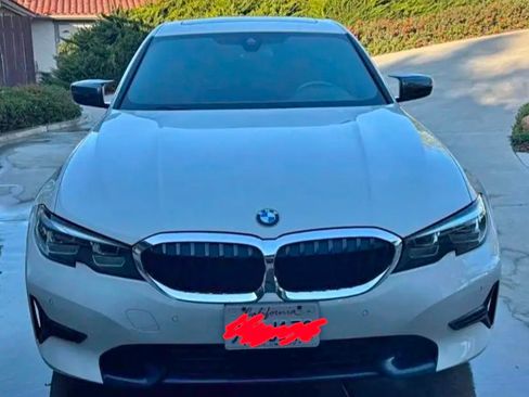 Used 2019 BMW 330i Sedan w/ Driving Assistance Package image 5
