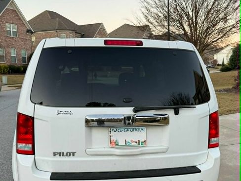 Used 2011 Honda Pilot LX image 12