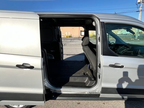 Used 2017 Ford Transit Connect XL image 6