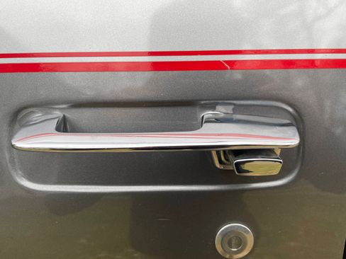 Used 1993 Dodge D/W Truck 250 image 12