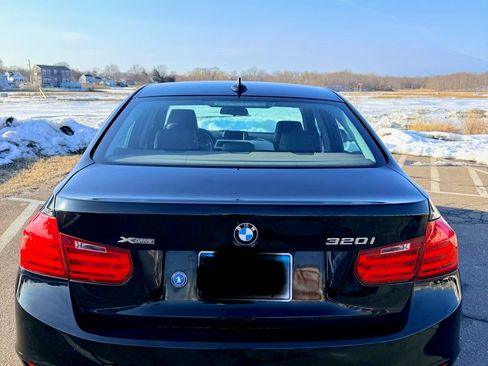 Used 2015 BMW 320i xDrive Sedan image 4